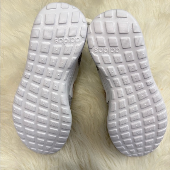 New Girls Adidas Light Gray Knit Slip-On Sneakers with White Soles - Picture 6 of 9